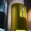 Metallskulpturen im Cube